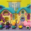 Ігровий набір Yangguang Toys Factory Будиночок Свинки Пеппи з фігурками, синій (YM 8015-6)